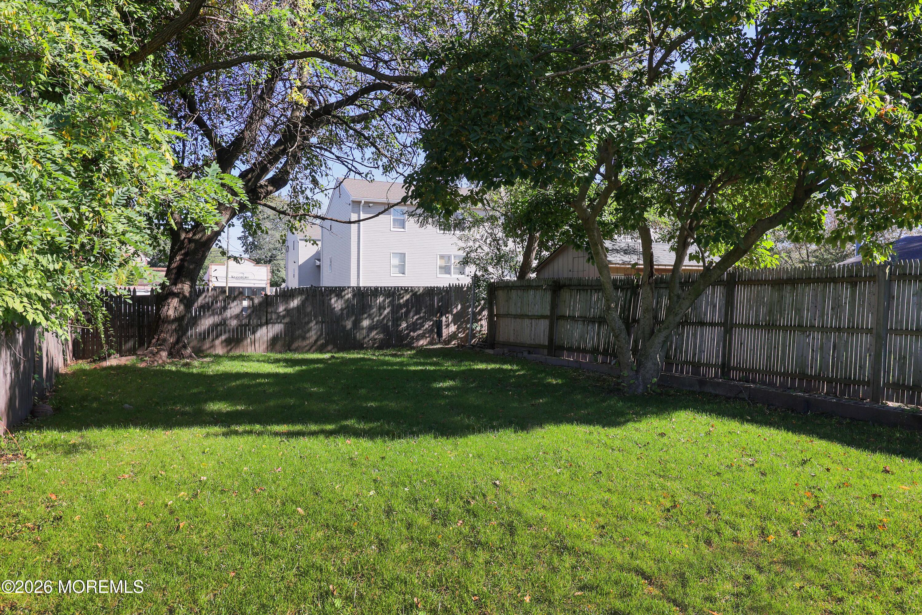 10 Lincoln Court Keansburg NJ 07734