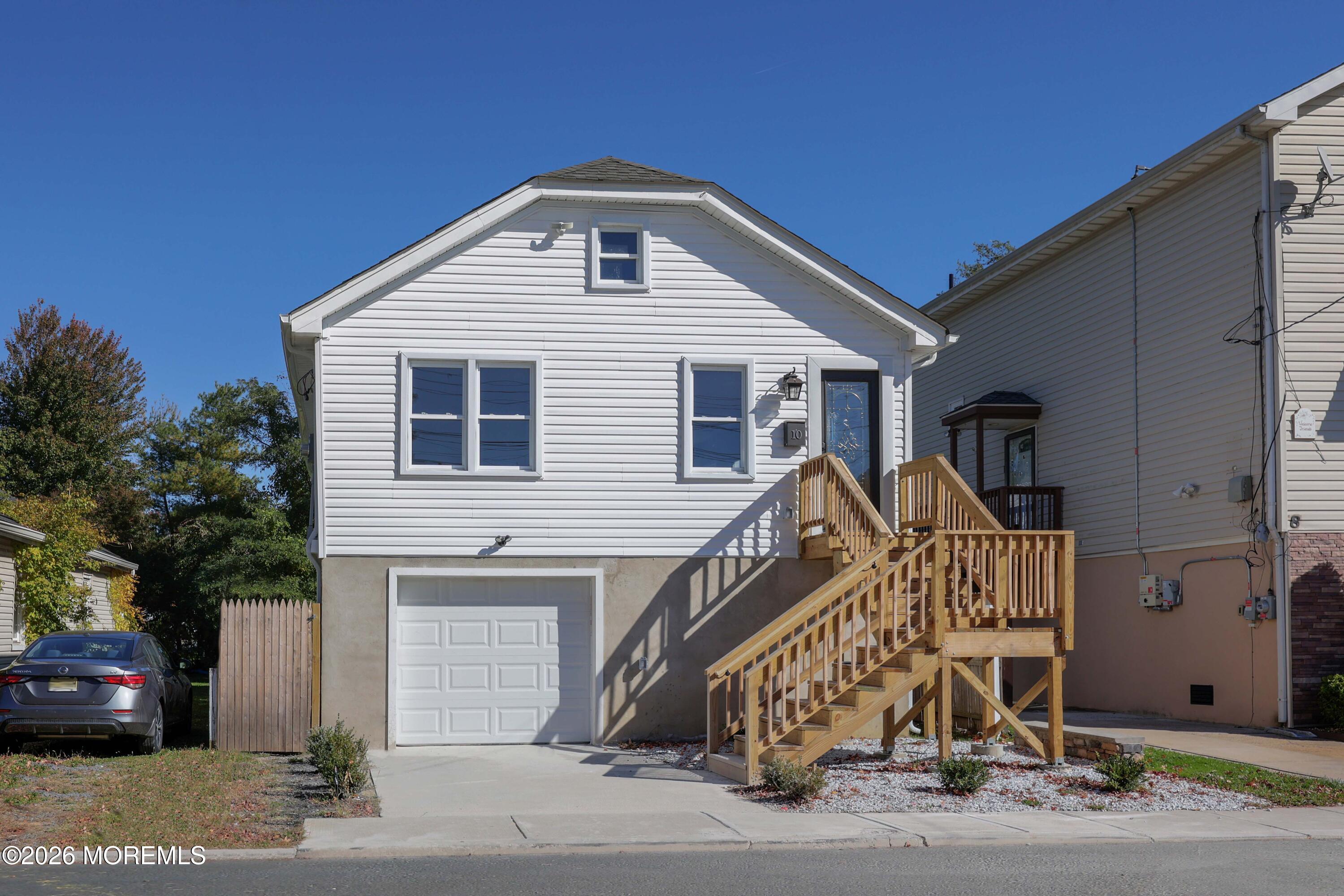 10 Lincoln Court Keansburg NJ 07734