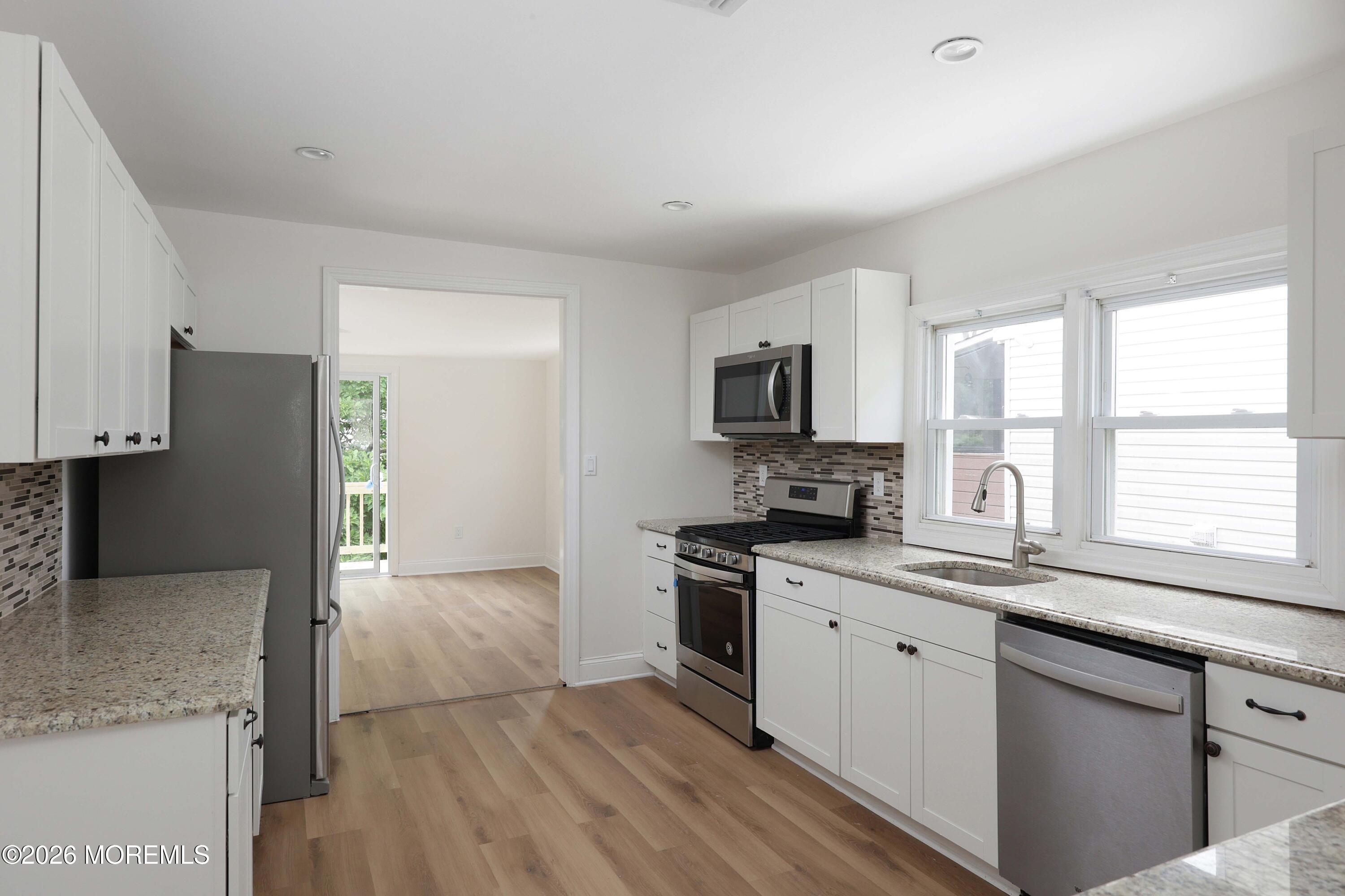10 Lincoln Court Keansburg NJ 07734