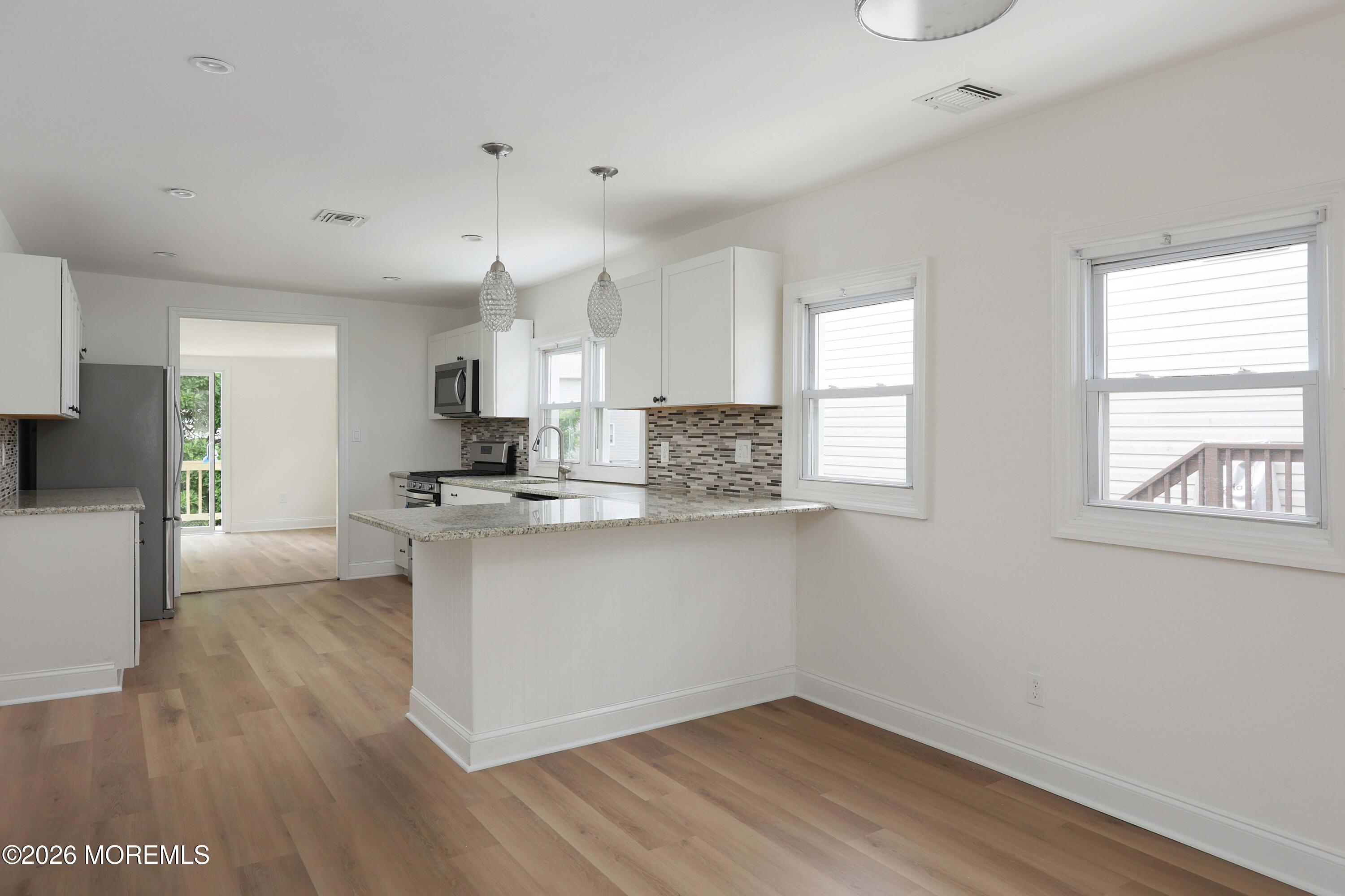 10 Lincoln Court Keansburg NJ 07734