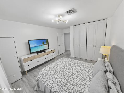 151B Buckingham Drive Lakewood NJ 08701