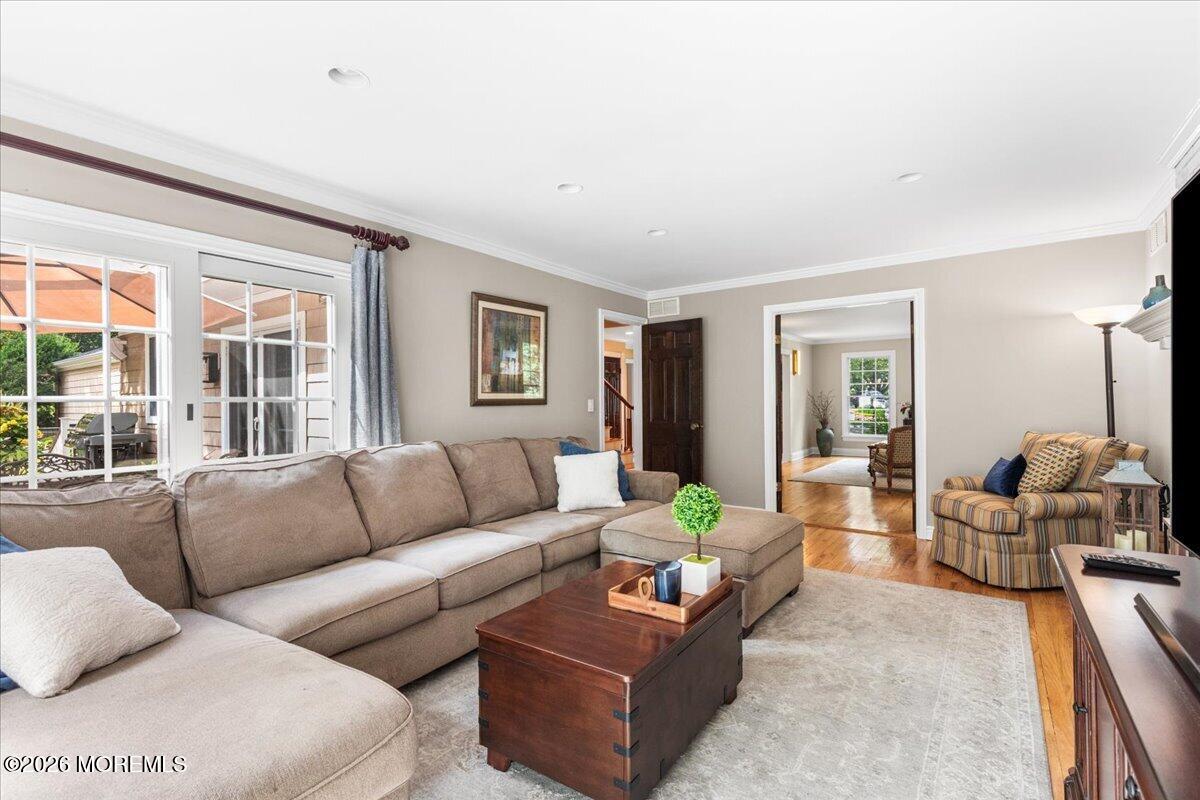 31 Huntley Road Holmdel NJ 07733