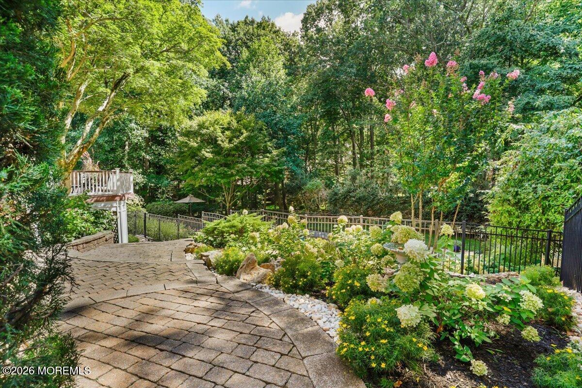 31 Huntley Road Holmdel NJ 07733