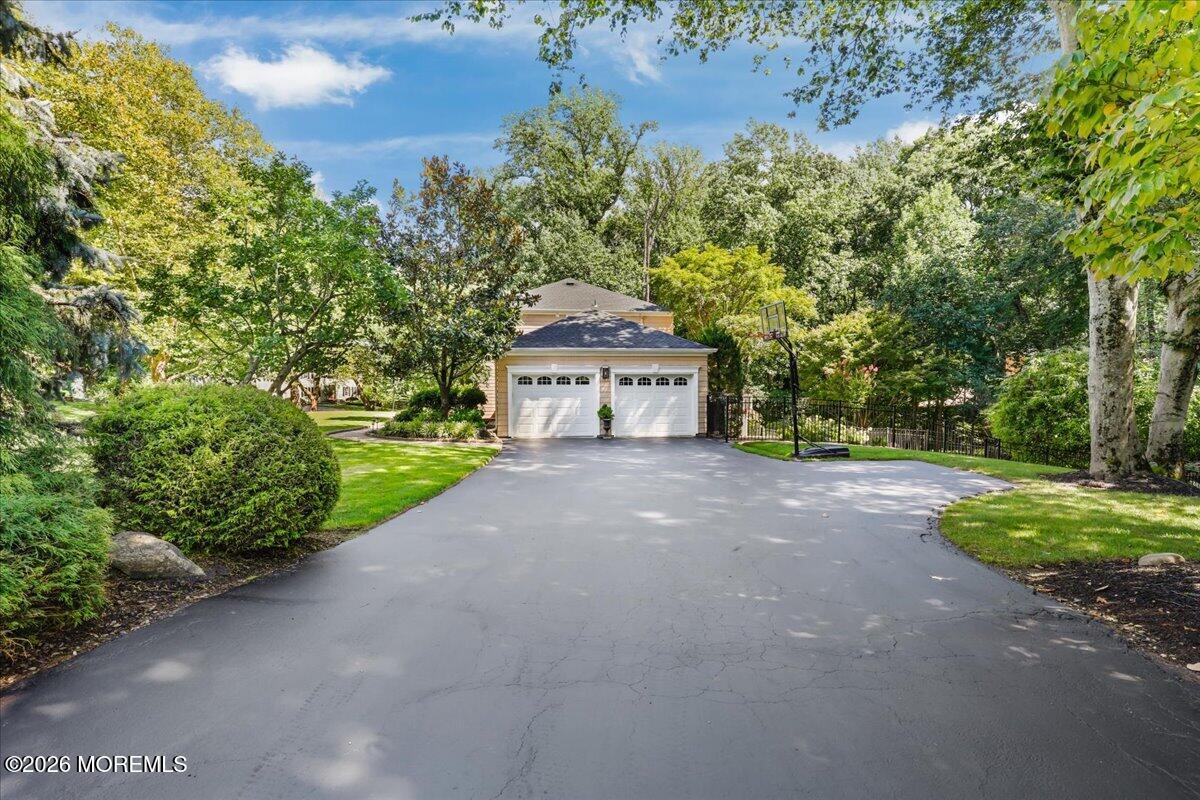 31 Huntley Road Holmdel NJ 07733