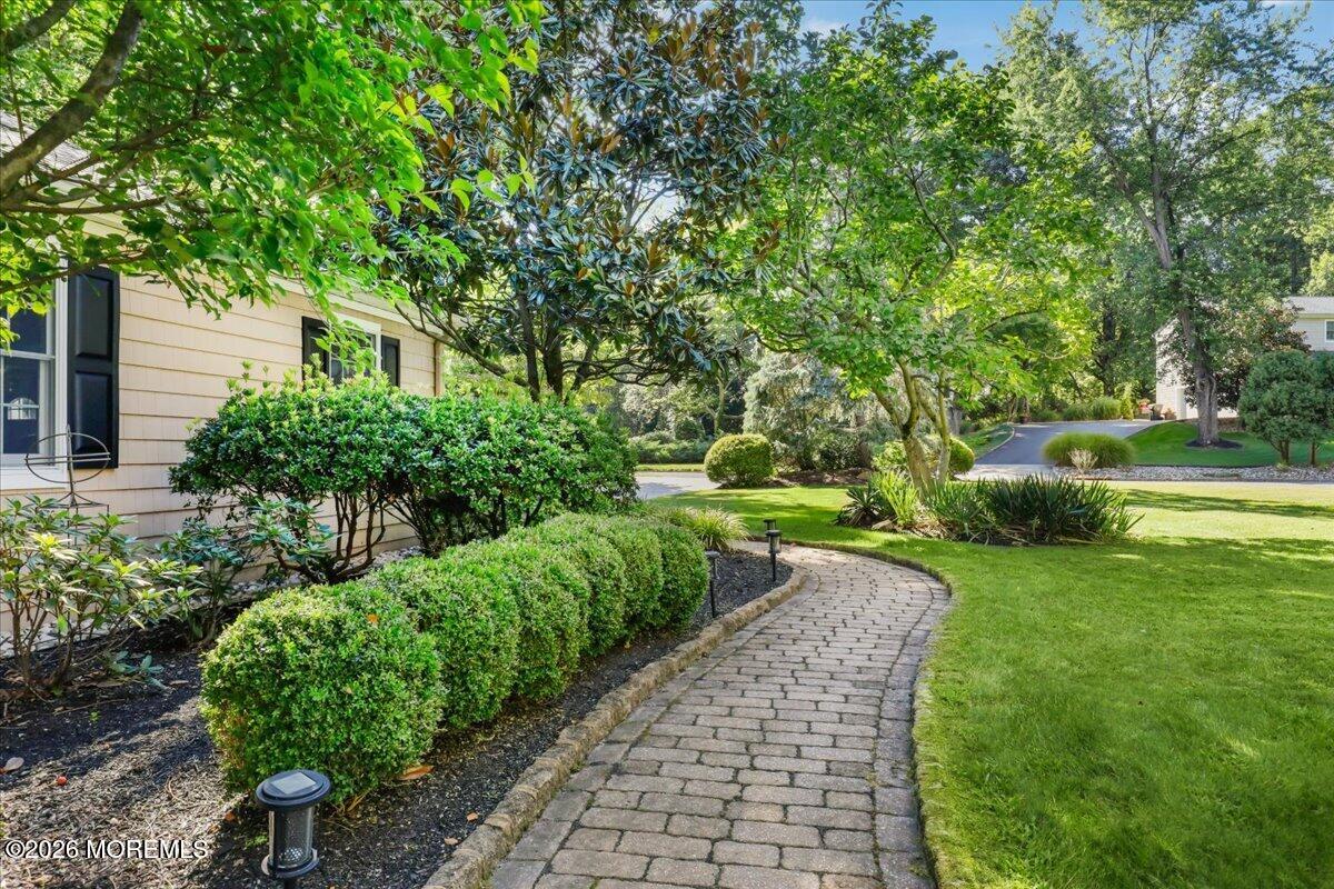 31 Huntley Road Holmdel NJ 07733