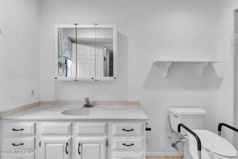 106 Murray Hill Terrace Marlboro NJ 07746