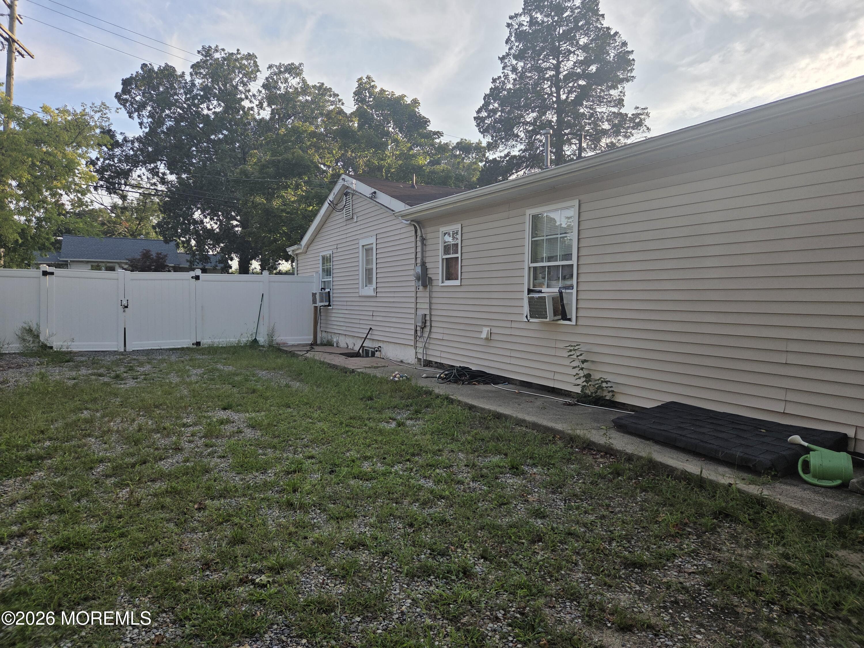 211 Magnolia Avenue Toms River NJ 08757
