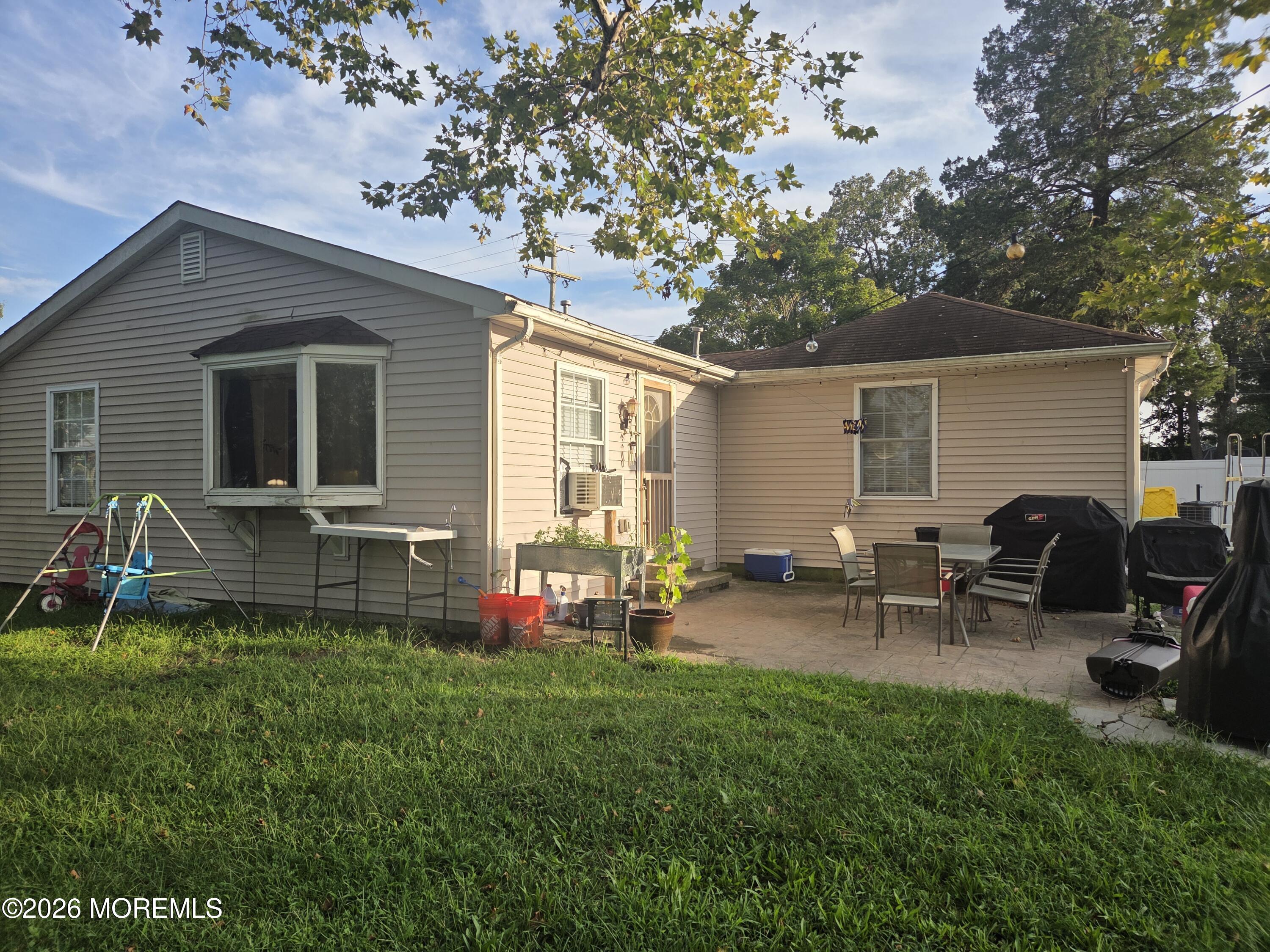 211 Magnolia Avenue Toms River NJ 08757