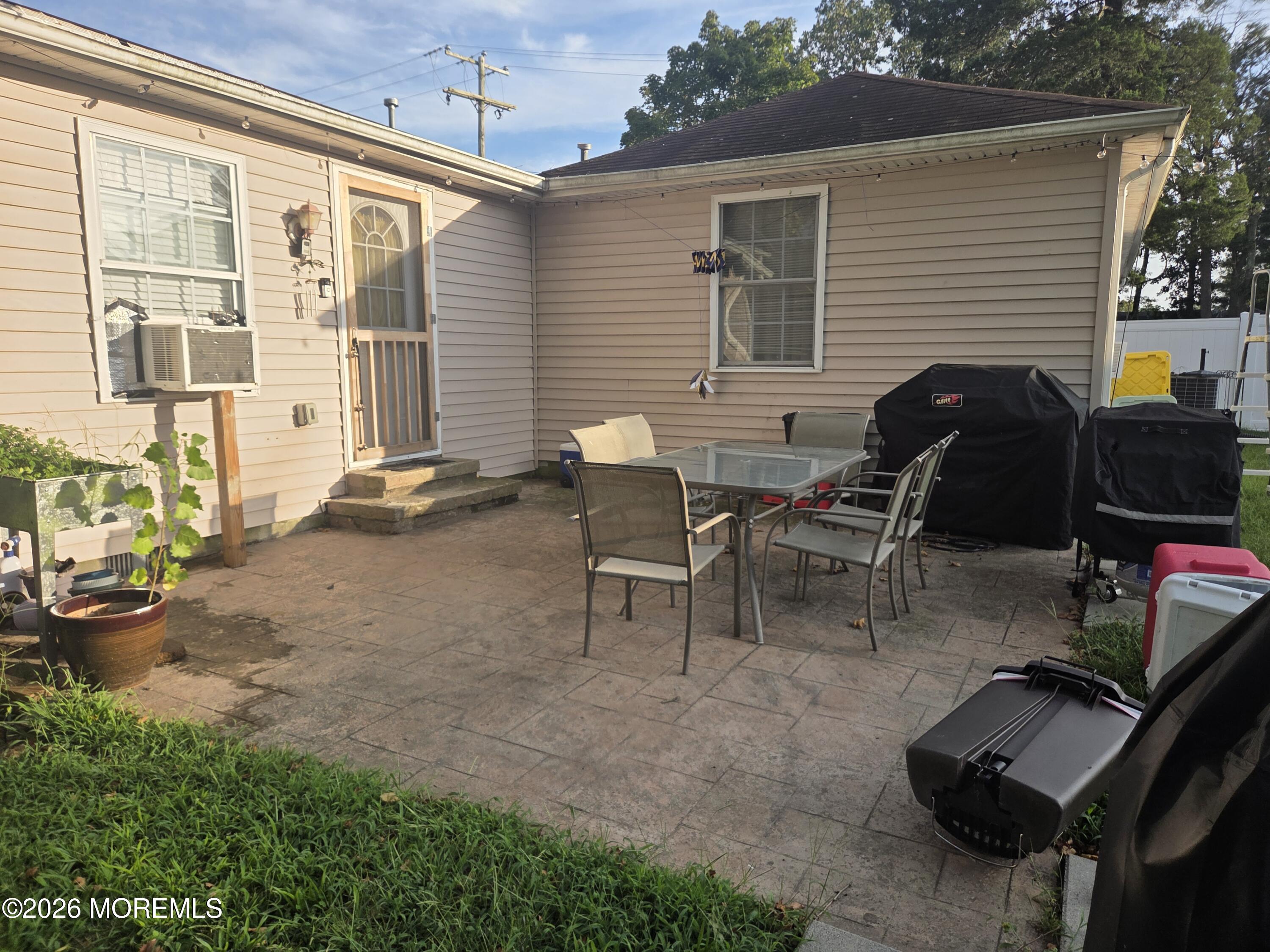 211 Magnolia Avenue Toms River NJ 08757