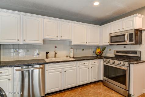 33 Barn Swallow Boulevard Marlboro NJ 07746