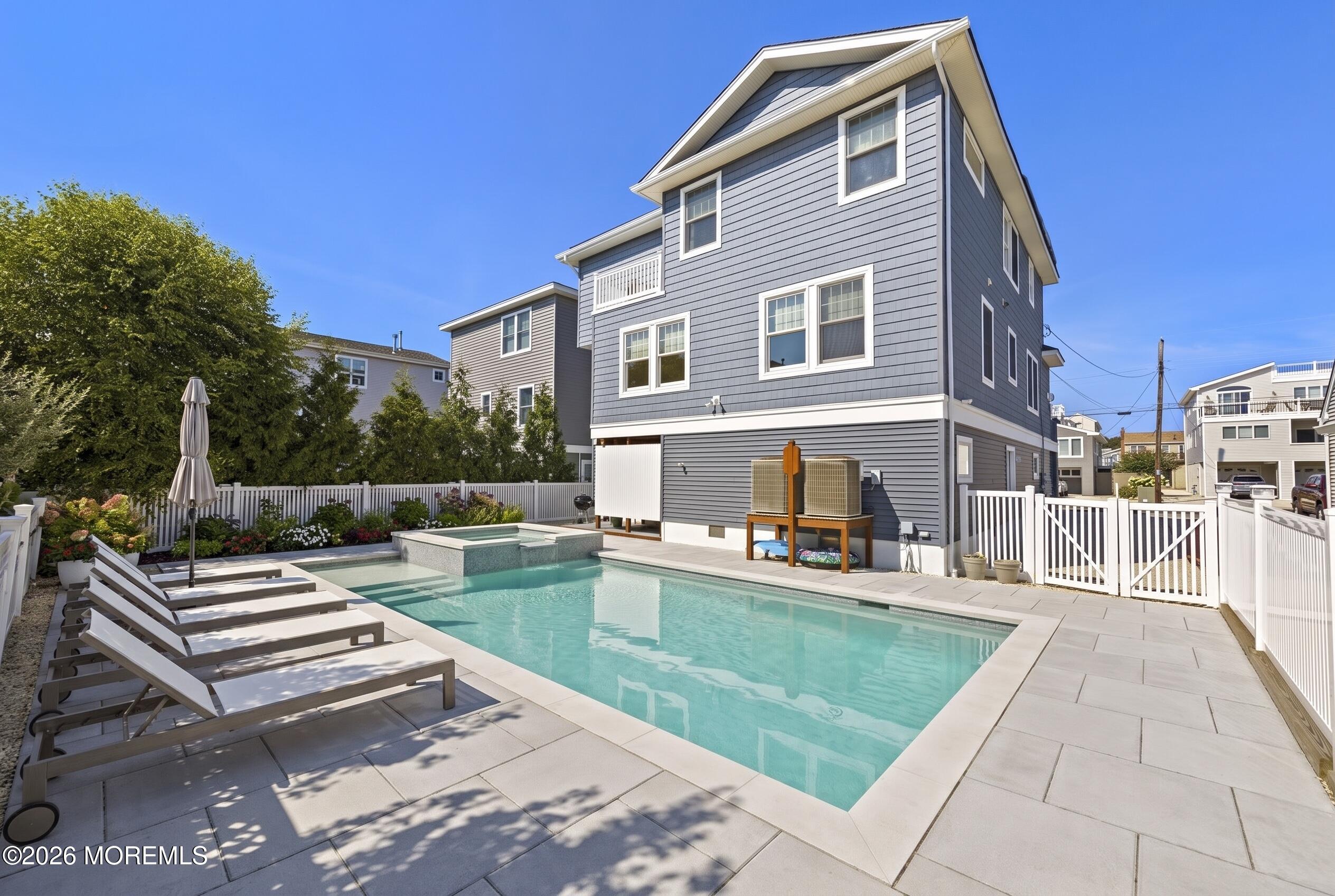 226 N 13th Street Surf City NJ 08008