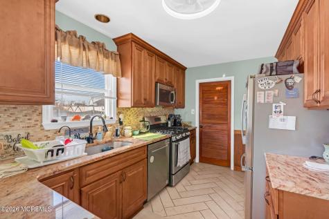 83 Georgetown Boulevard Barnegat NJ 08005