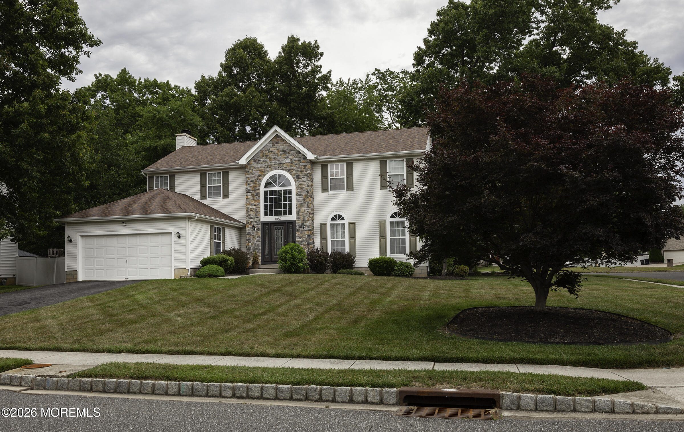 1052 Bonnie Circle Monroe NJ 08094