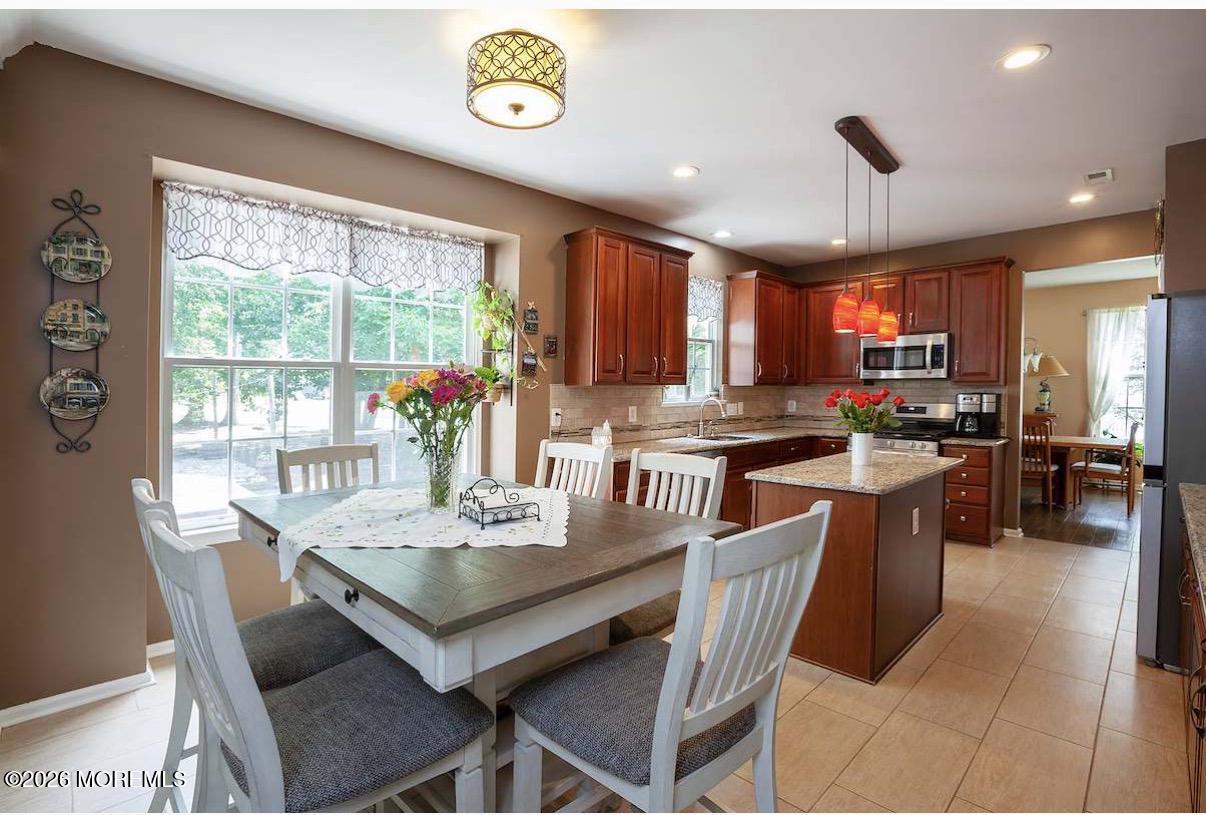 1052 Bonnie Circle Monroe NJ 08094