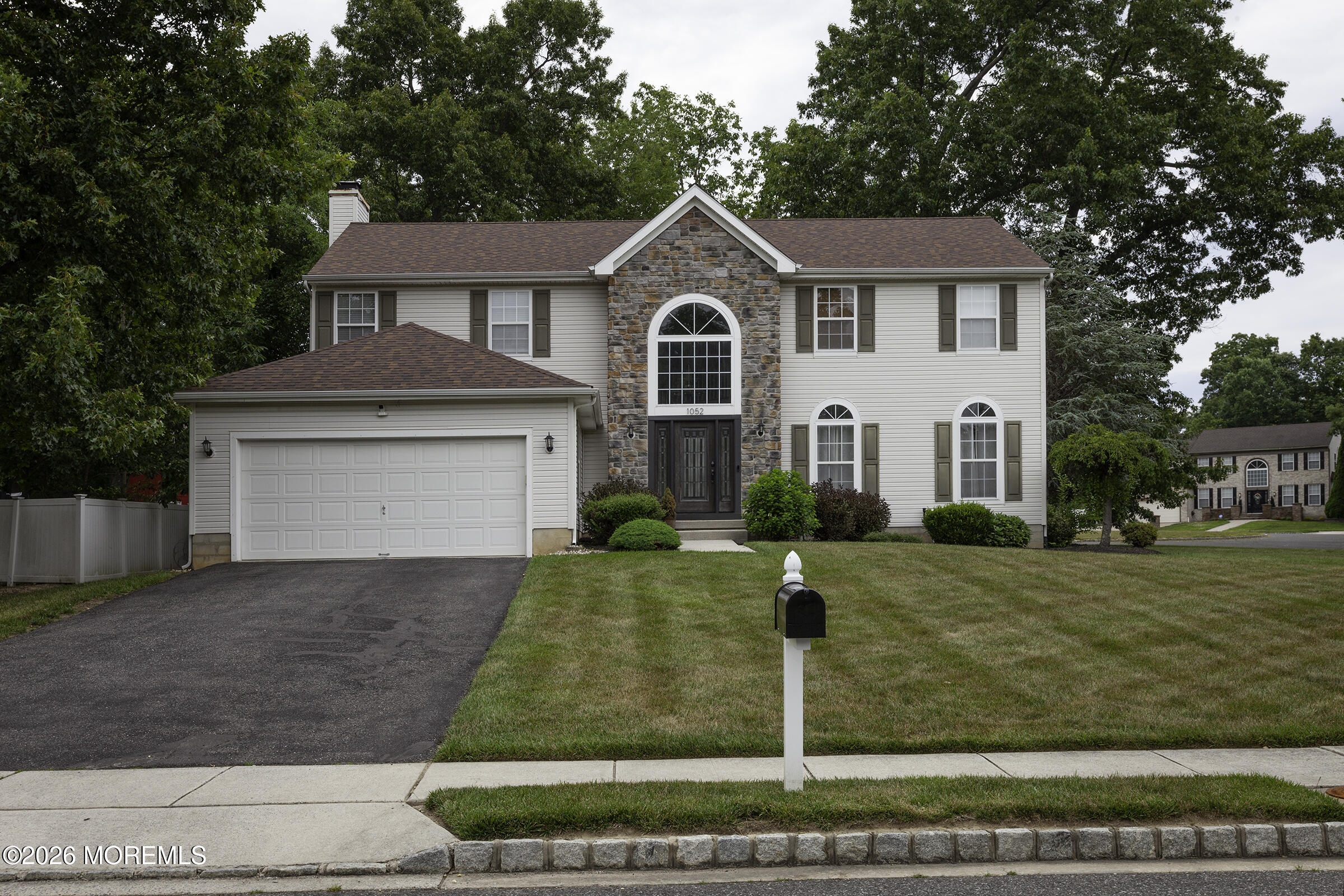 1052 Bonnie Circle Monroe NJ 08094