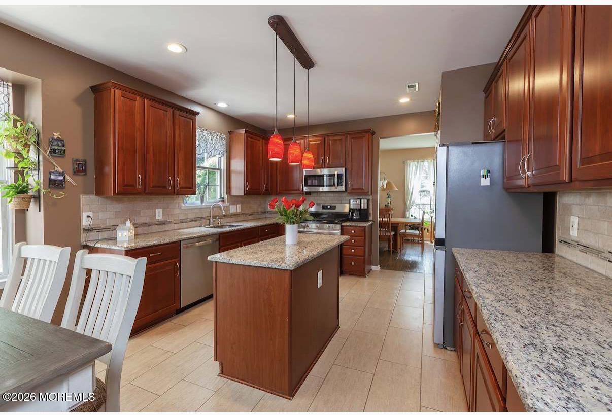 1052 Bonnie Circle Monroe NJ 08094