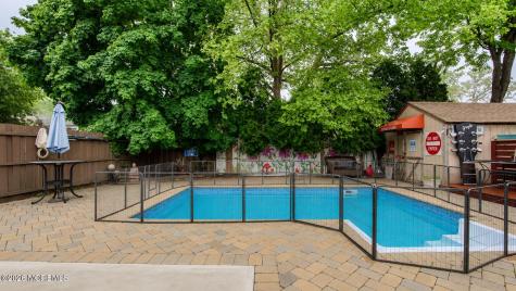 39 Joyce Place Parlin NJ 08859