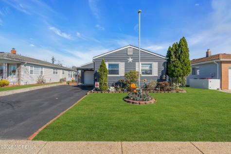 3 Miramar Court Toms River NJ 08757