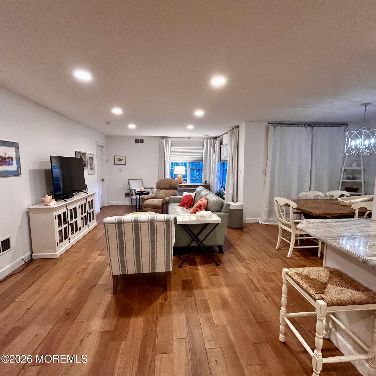 24 Edinburgh Drive Monroe NJ 08831