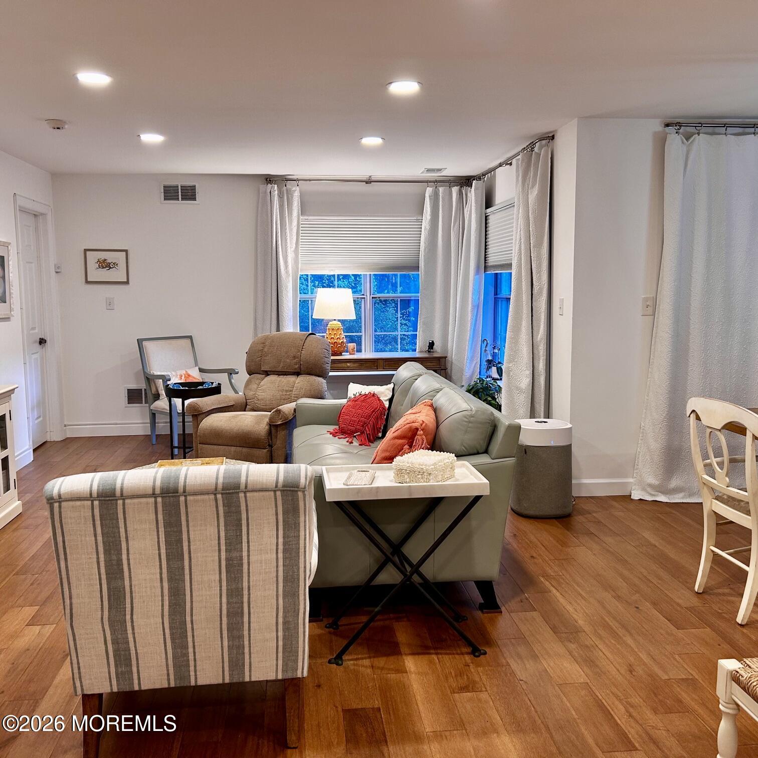 24 Edinburgh Drive Monroe NJ 08831