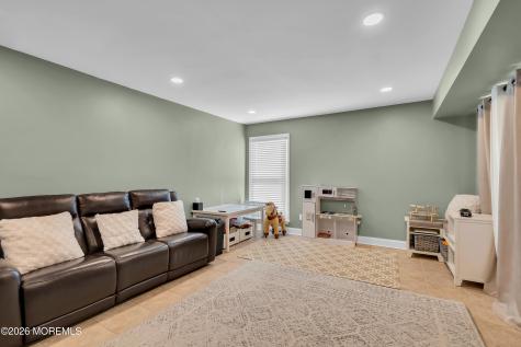 7 Lindner Lane Howell NJ 07731
