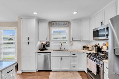 7 Lindner Lane Howell NJ 07731