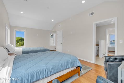 356 Aldo Drive Toms River NJ 08755
