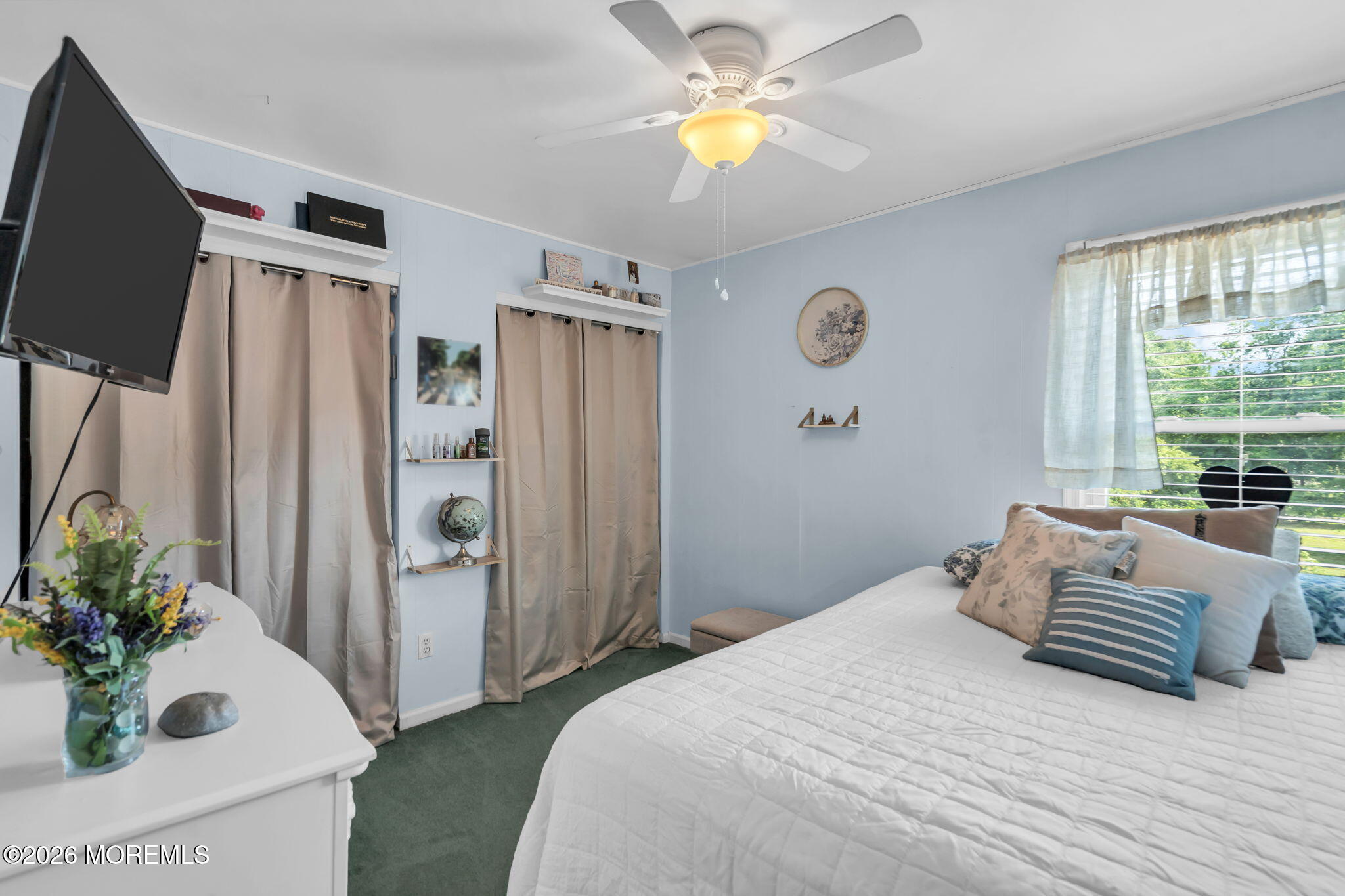 8 Concord Circle Howell NJ 07731