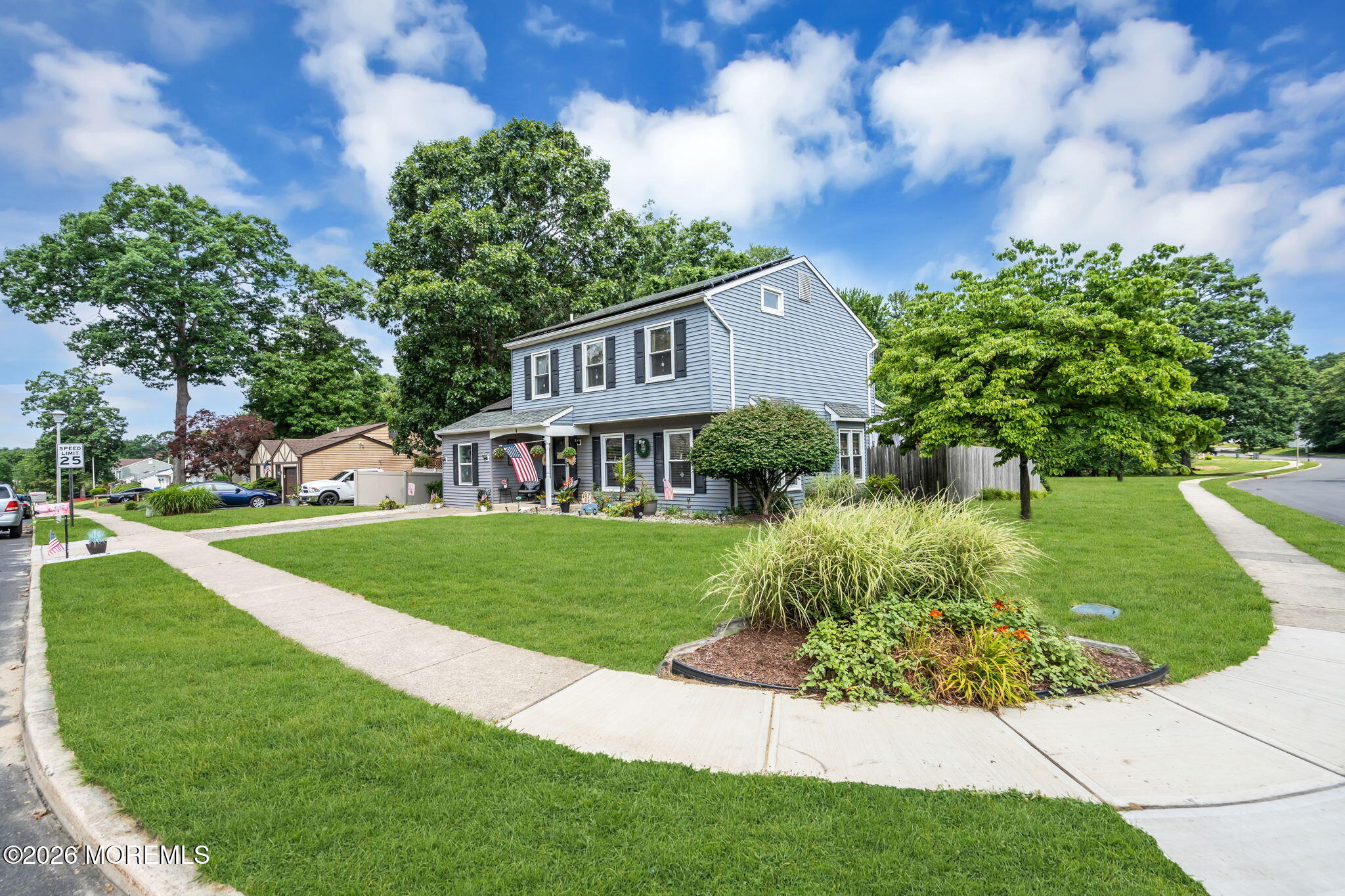 8 Concord Circle Howell NJ 07731