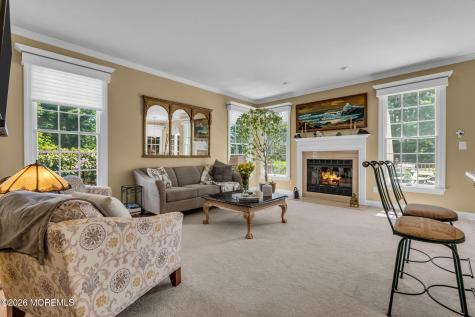 6 Champions Circle Branchburg NJ 08876