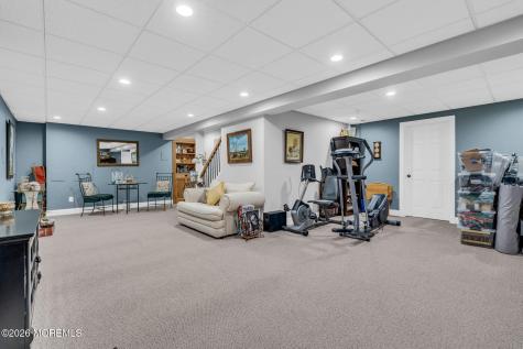 6 Champions Circle Branchburg NJ 08876