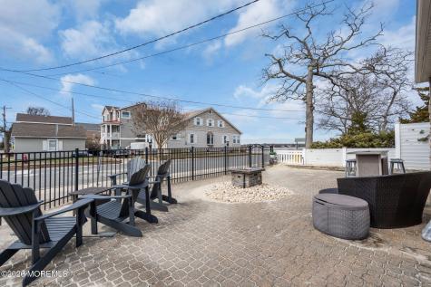319 Monmouth Avenue Ocean Gate NJ 08740