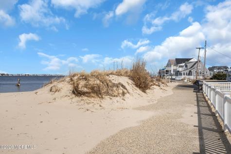 319 Monmouth Avenue Ocean Gate NJ 08740
