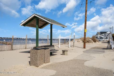 319 Monmouth Avenue Ocean Gate NJ 08740