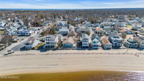 319 Monmouth Avenue Ocean Gate NJ 08740