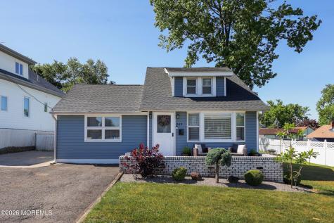 969 Woodcrest Drive Keyport NJ 07735
