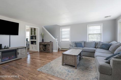 969 Woodcrest Drive Keyport NJ 07735