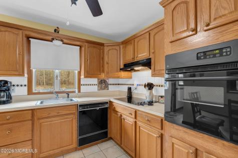 1036 Lakehurst Avenue Jackson NJ 08527