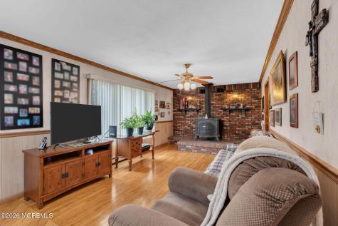 1036 Lakehurst Avenue Jackson NJ 08527