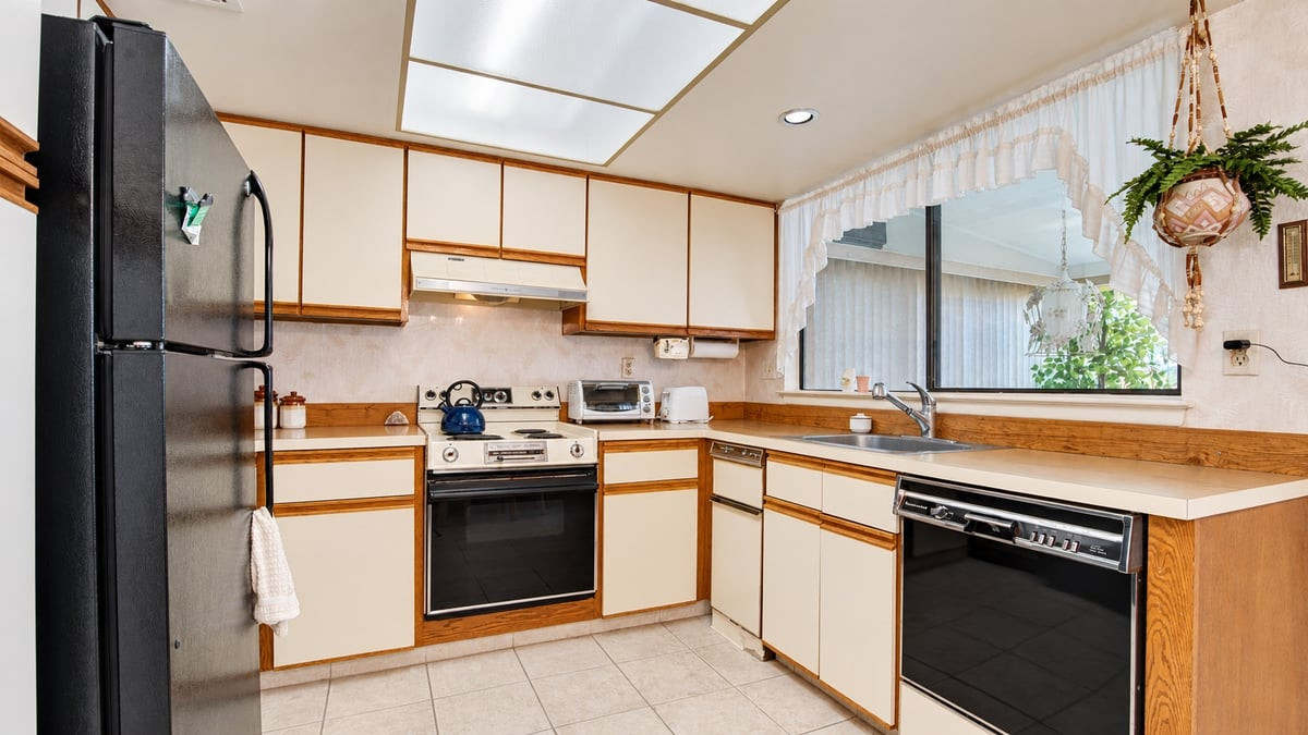 14 B Basswood Plaza Monroe NJ 08831