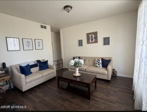 381 Leeward Road Manahawkin NJ 08050