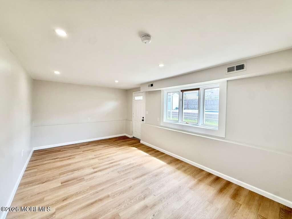 16 Falmouth Road Hamilton NJ 08620