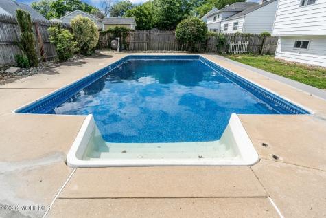 16 Falmouth Road Hamilton NJ 08620