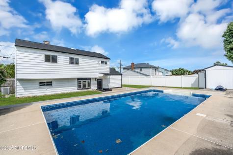 16 Falmouth Road Hamilton NJ 08620