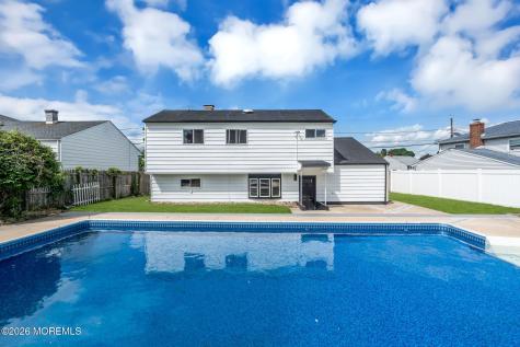 16 Falmouth Road Hamilton NJ 08620