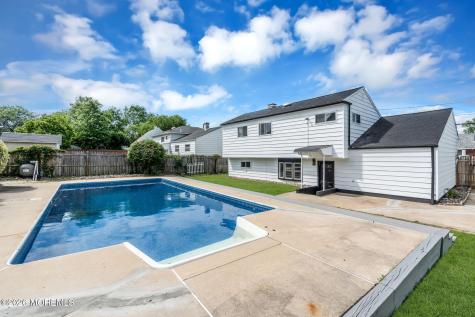 16 Falmouth Road Hamilton NJ 08620