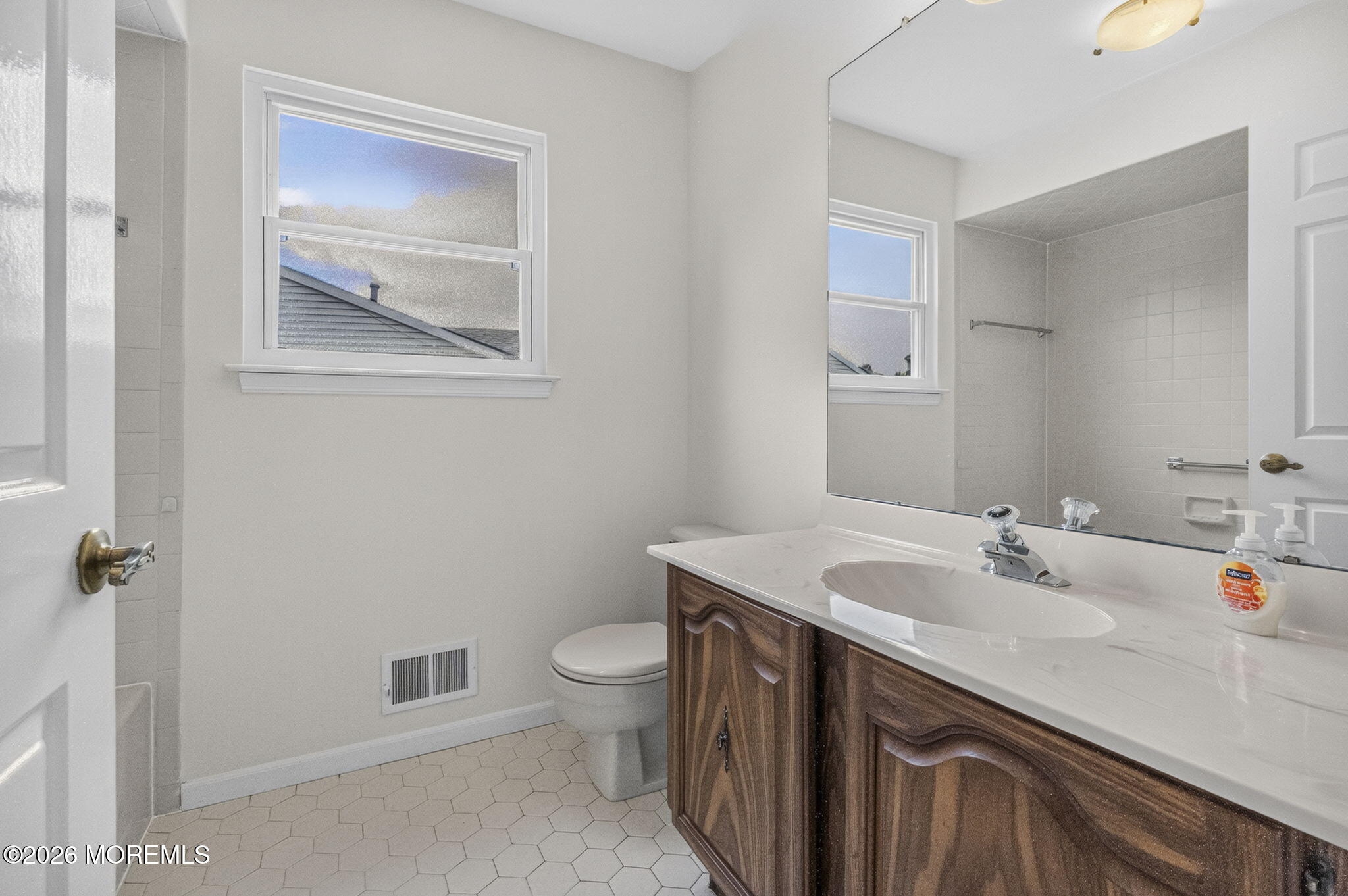 16 Murray Hill Terrace Marlboro NJ 07746