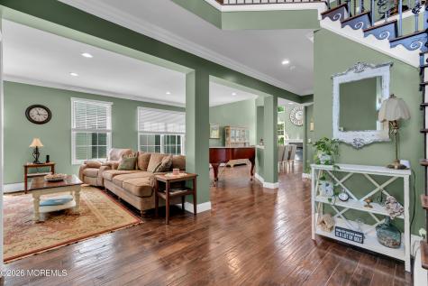 114 E Parsonage Way Manalapan NJ 07726