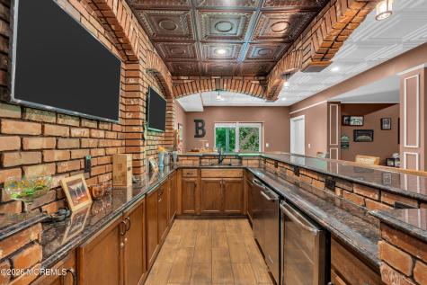 114 E Parsonage Way Manalapan NJ 07726