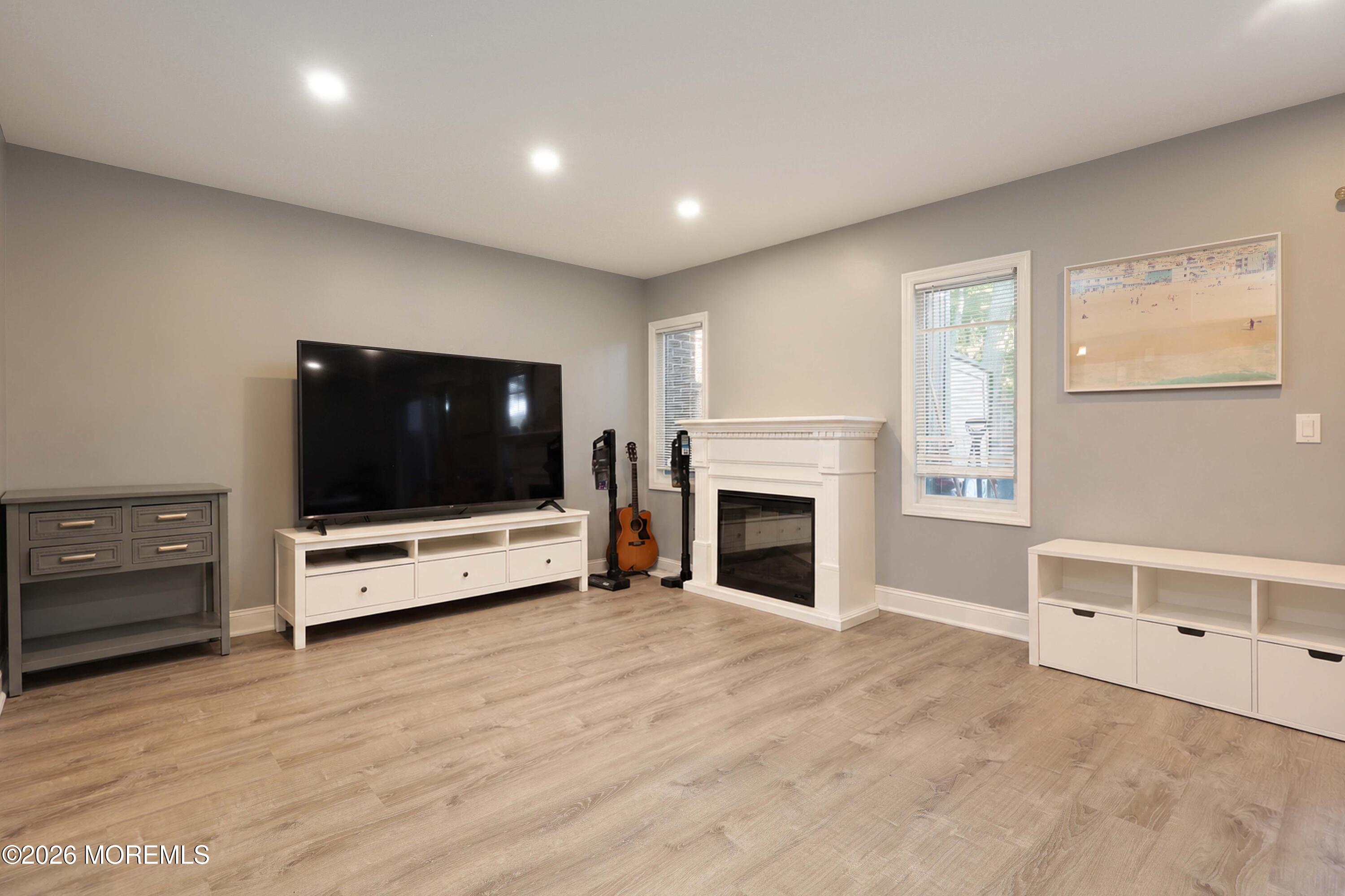 404 Schooner Drive Toms River NJ 08753